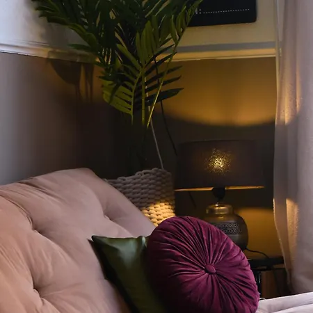 Casa *
